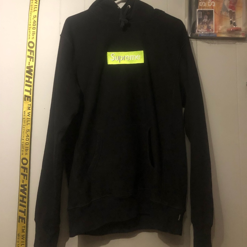 FW17 Supreme Box Logo Hoodie (Black/Lime Green)